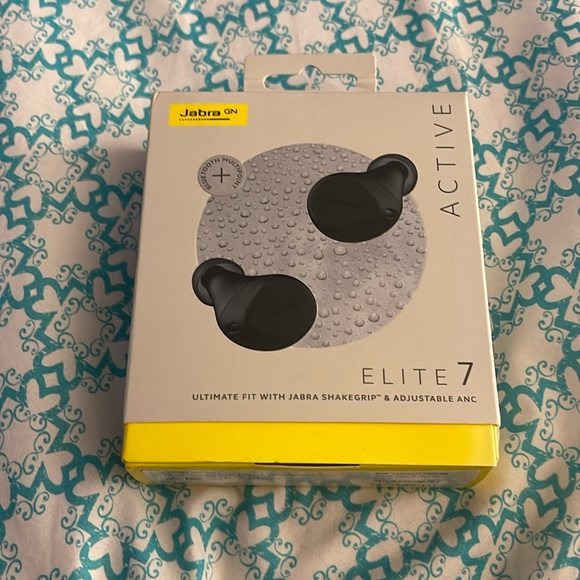Ear buds